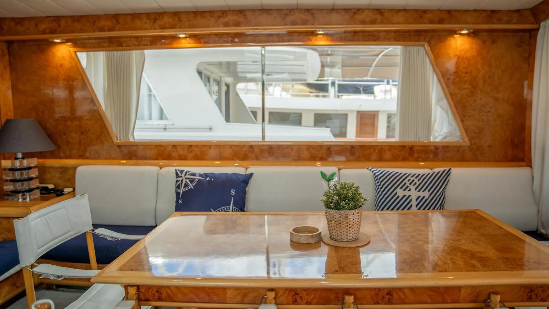 Botel Aloha Boat Hotel Barcelona Spain